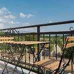 Vila Maria With Outdoor Pool - Five Bedroom With Outdoor Pool Drnis